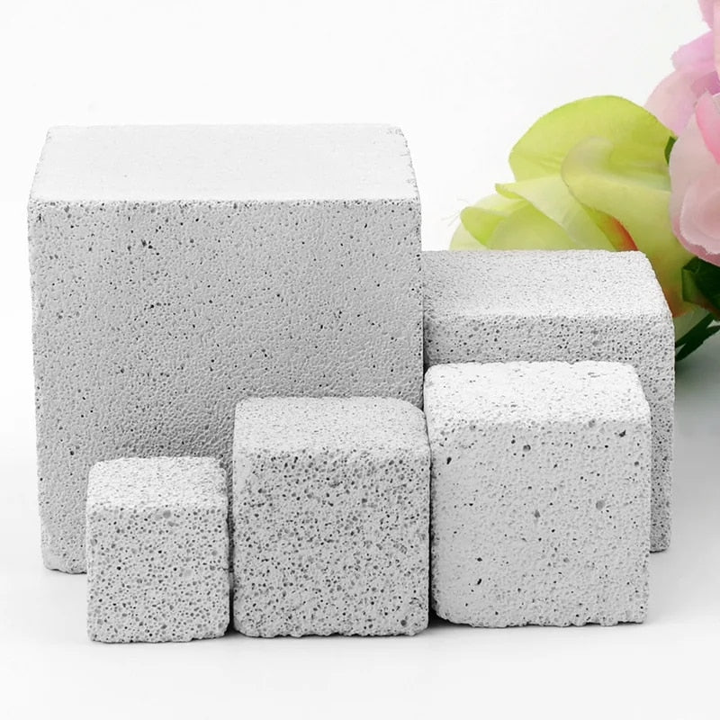 Natural Mineral Teeth Grinding Stone for Rabbits